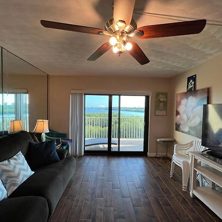 קלירווטר ביץ' Bayshore Yatch Tennis Condo 2Br 3 Beds, Walking Distance To Beautiful Quite Beach מראה חיצוני תמונה