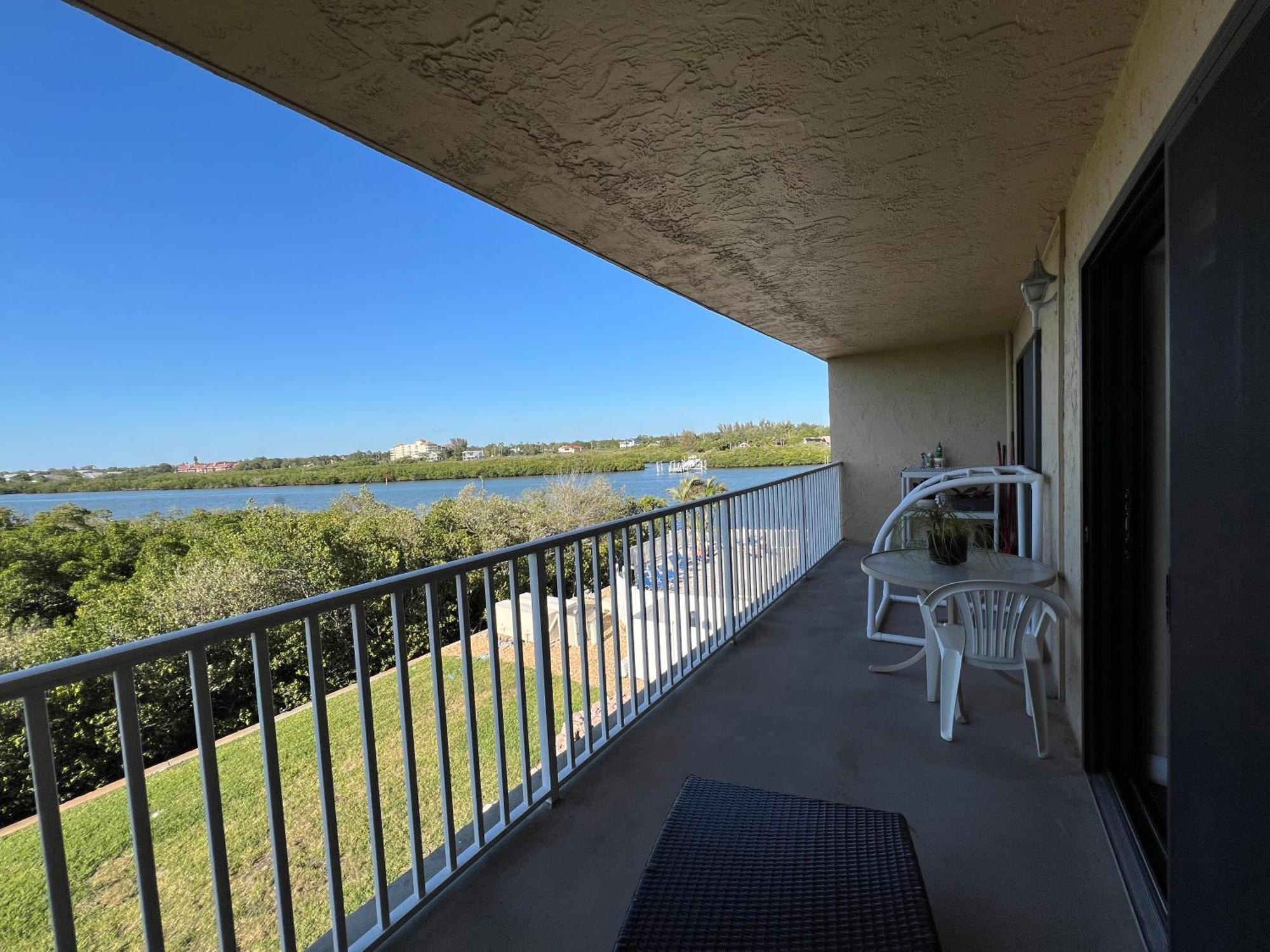 קלירווטר ביץ' Bayshore Yatch Tennis Condo 2Br 3 Beds, Walking Distance To Beautiful Quite Beach מראה חיצוני תמונה