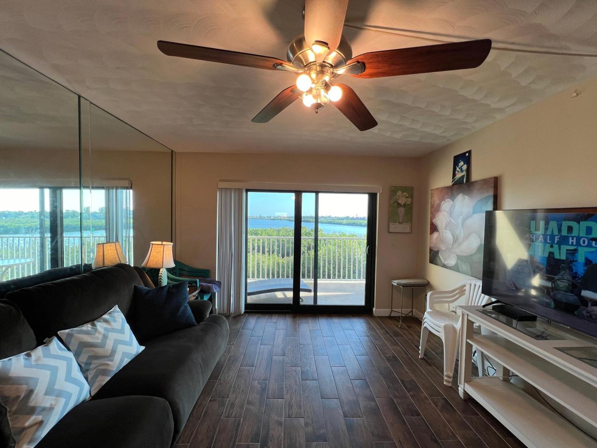 קלירווטר ביץ' Bayshore Yatch Tennis Condo 2Br 3 Beds, Walking Distance To Beautiful Quite Beach מראה חיצוני תמונה